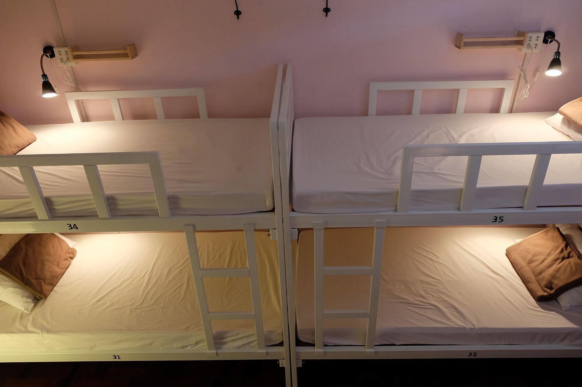 Tiny Hostel 방콕 외부 사진
