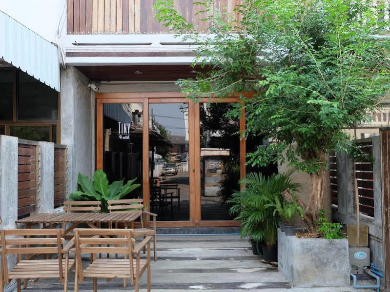 Tiny Hostel 방콕 외부 사진